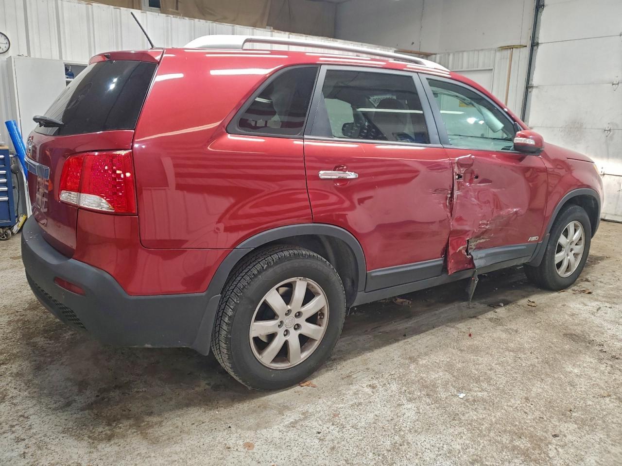 2011 KIA SORENTO