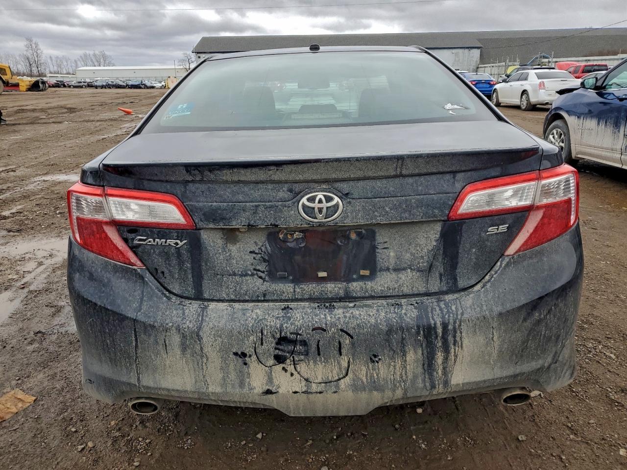 2012 TOYOTA CAMRY