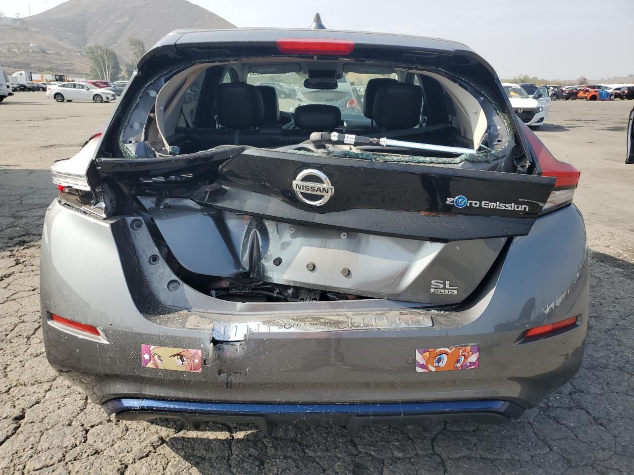 2020 NISSAN LEAF