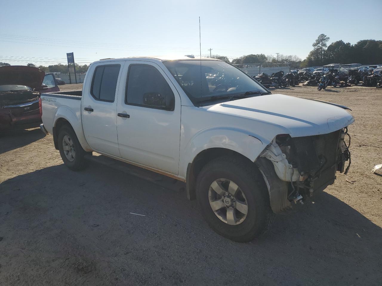 2013 NISSAN Frontier