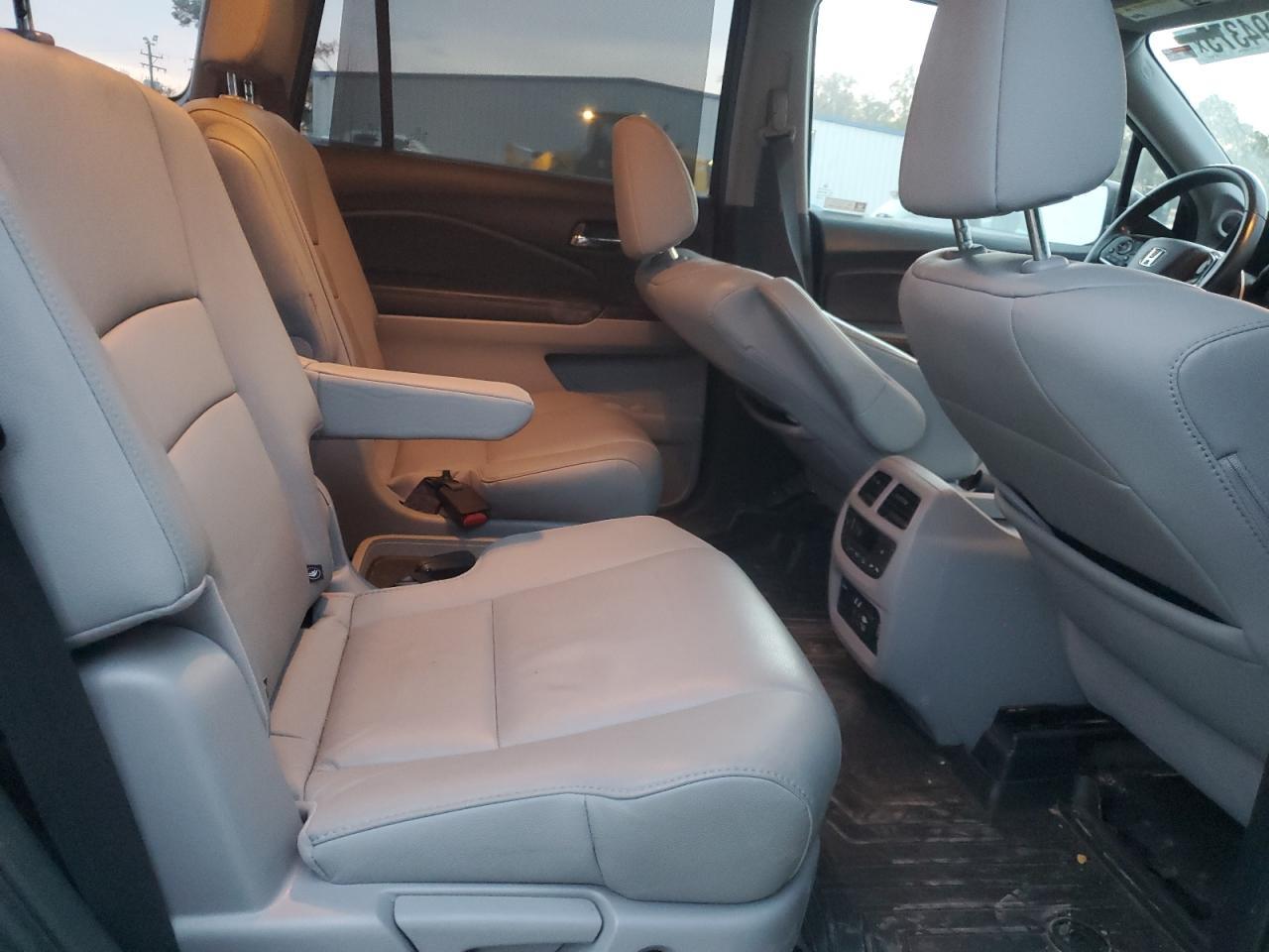 2020 HONDA PILOT