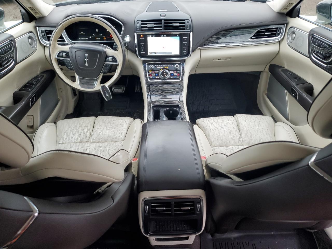 2017 LINCOLN Continental