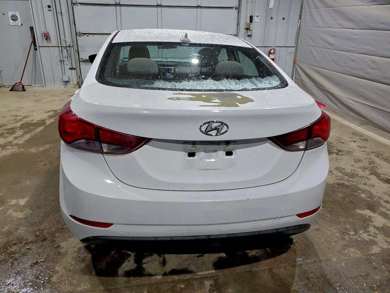 2016 HYUNDAI ELANTRA
