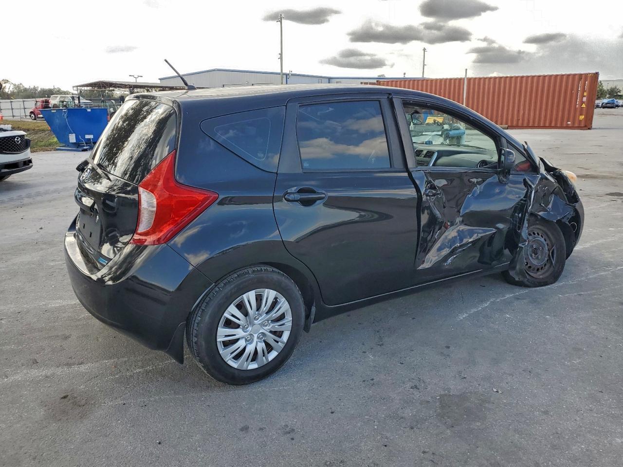2014 NISSAN Versa Note
