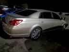 2005 TOYOTA Avalon