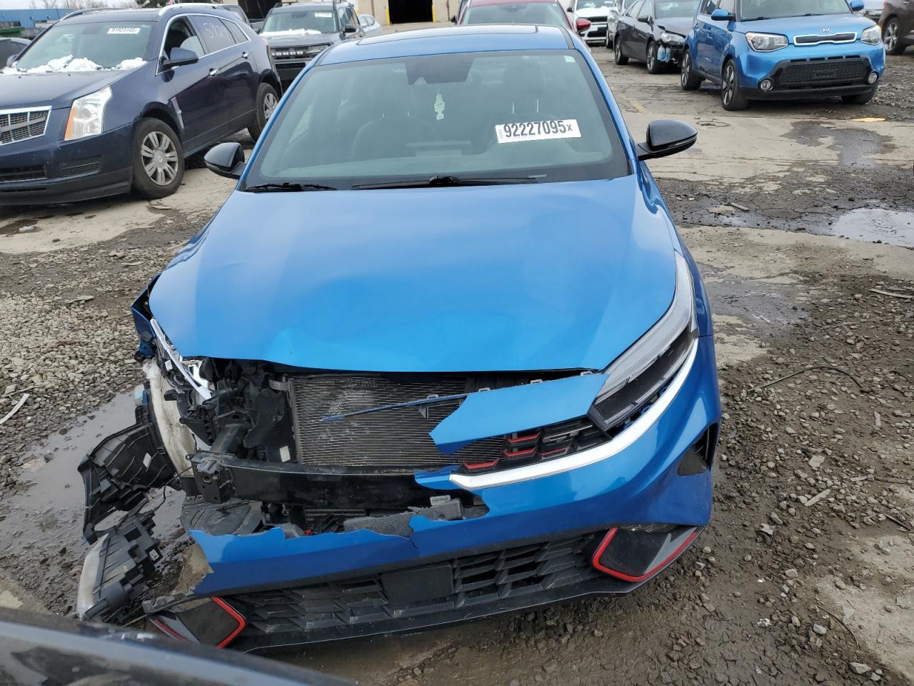 2023 KIA FORTE