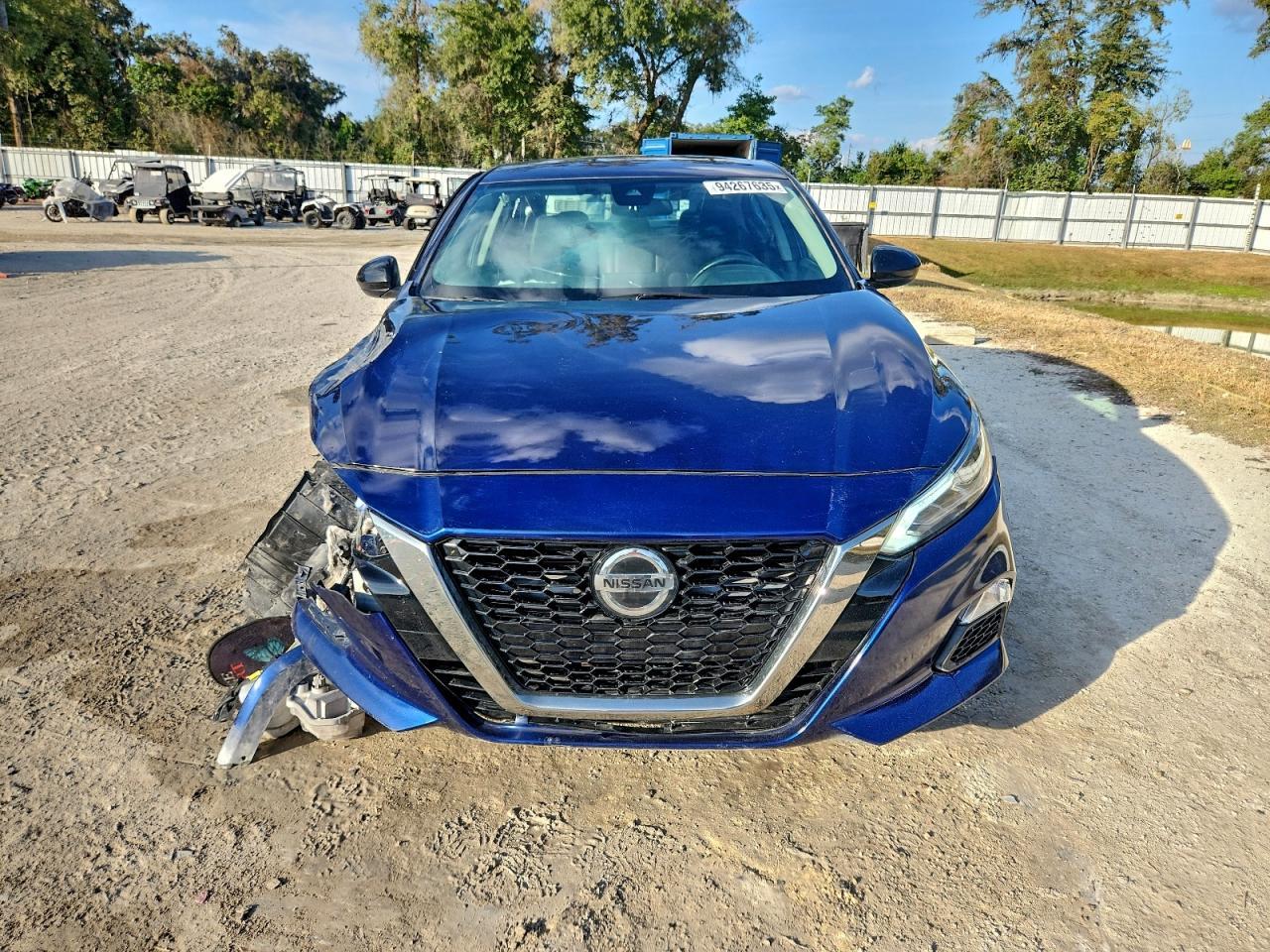 2021 NISSAN ALTIMA
