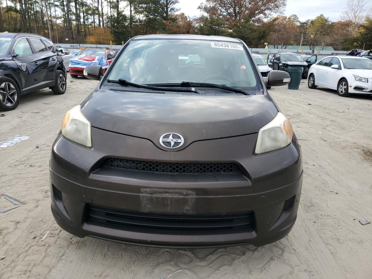 2011 TOYOTA SCION