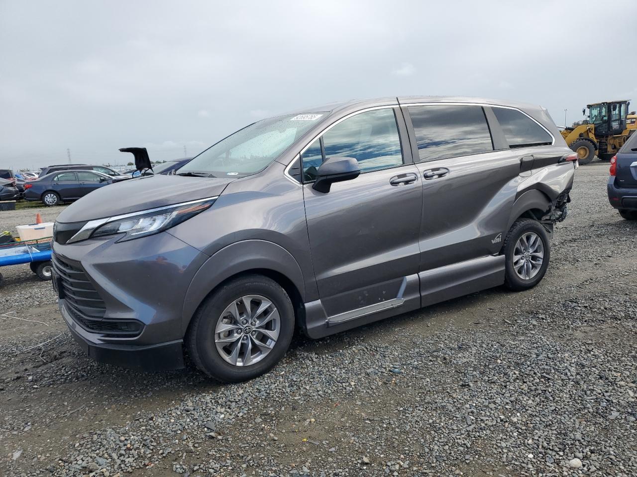 2022 TOYOTA SIENNA