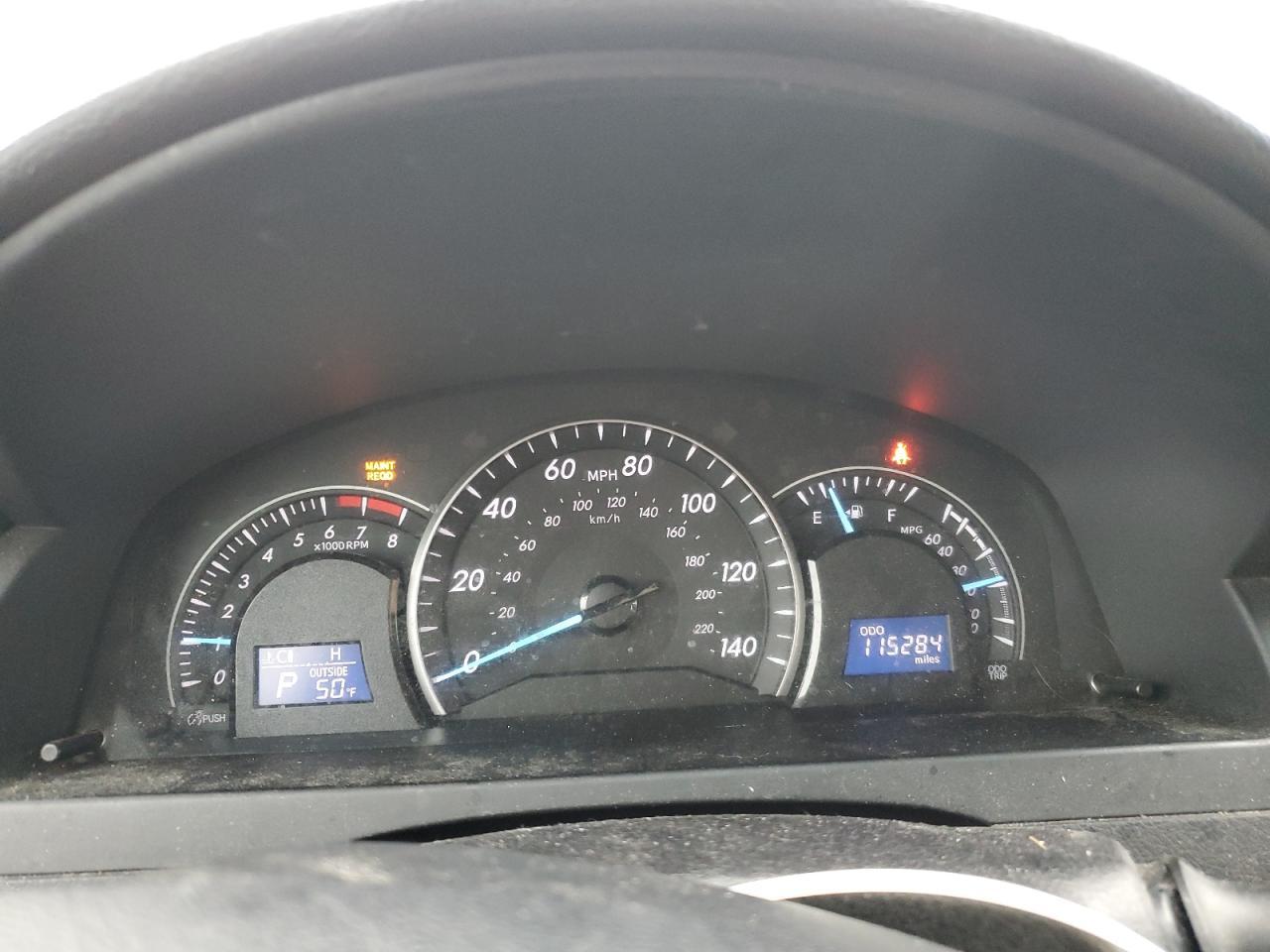 2014 TOYOTA CAMRY