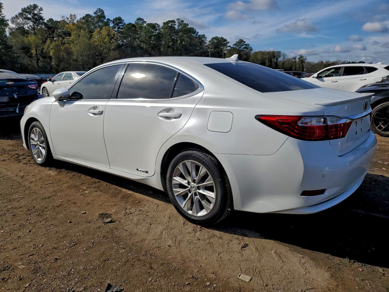 2013 LEXUS ES 300H