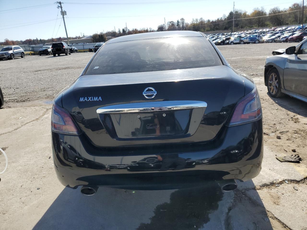 2012 NISSAN Maxima