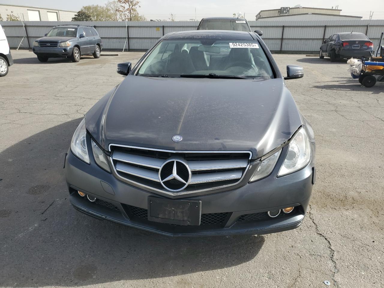 2011 MERCEDES-BENZ E-Class