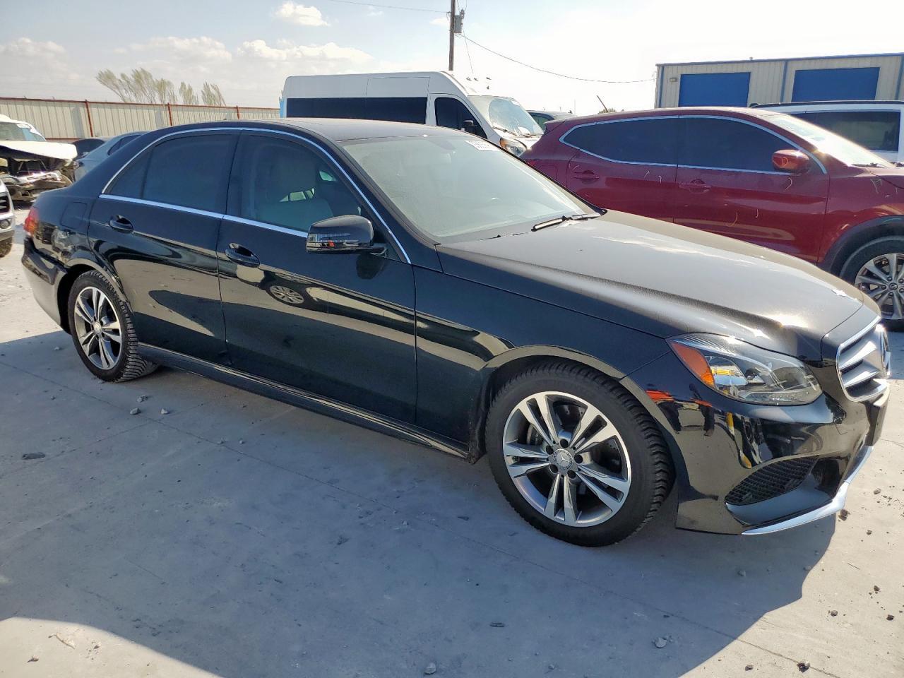 2016 MERCEDES-BENZ E-Class