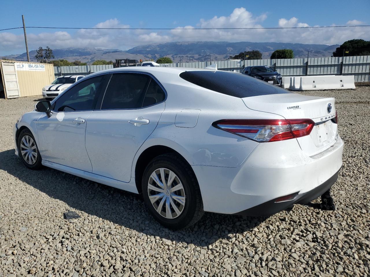 2018 TOYOTA CAMRY