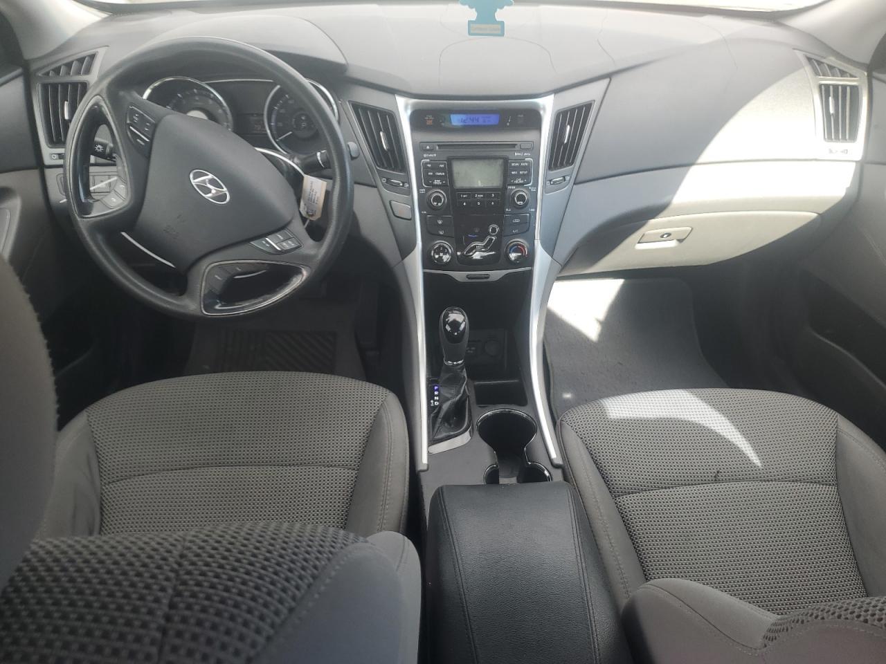 2011 HYUNDAI SONATA