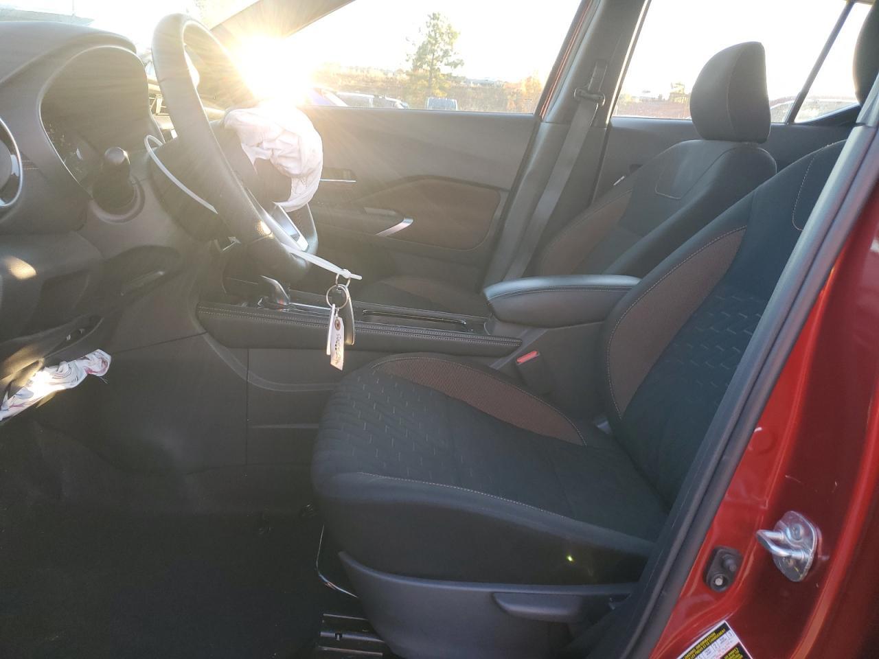 2023 NISSAN KICKS