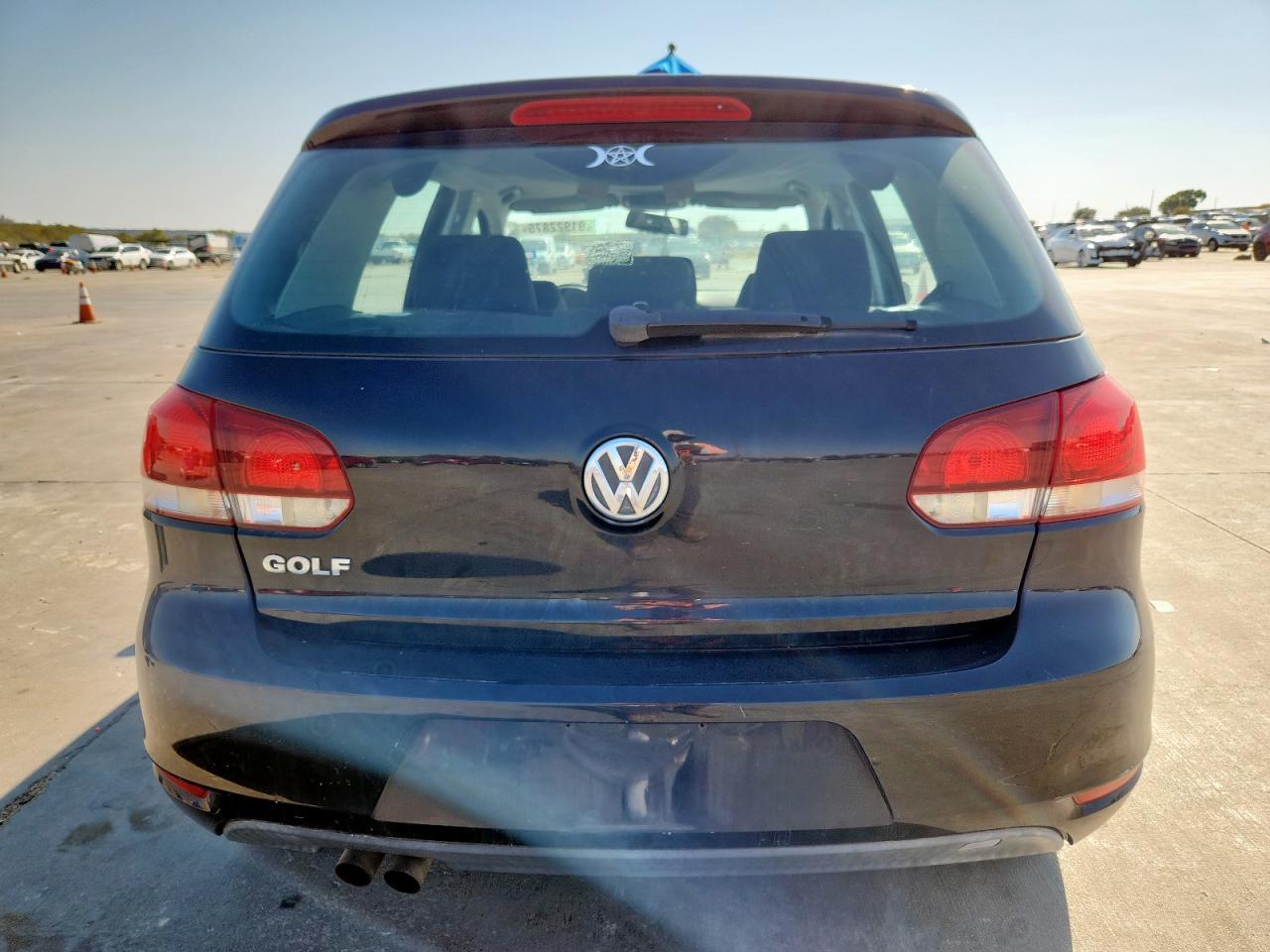 2013 VOLKSWAGEN GOLF