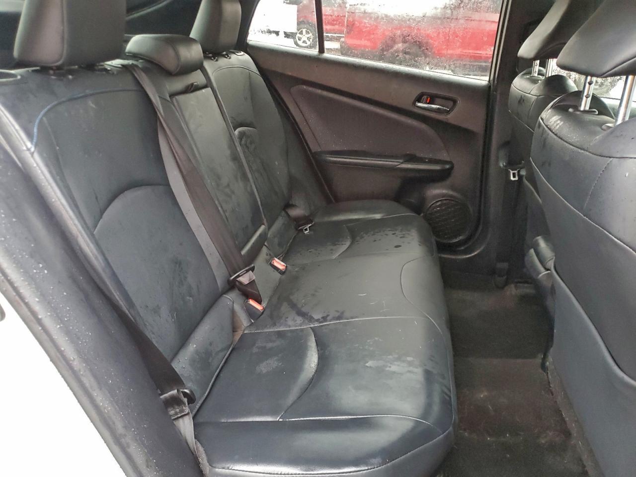 2017 TOYOTA PRIUS