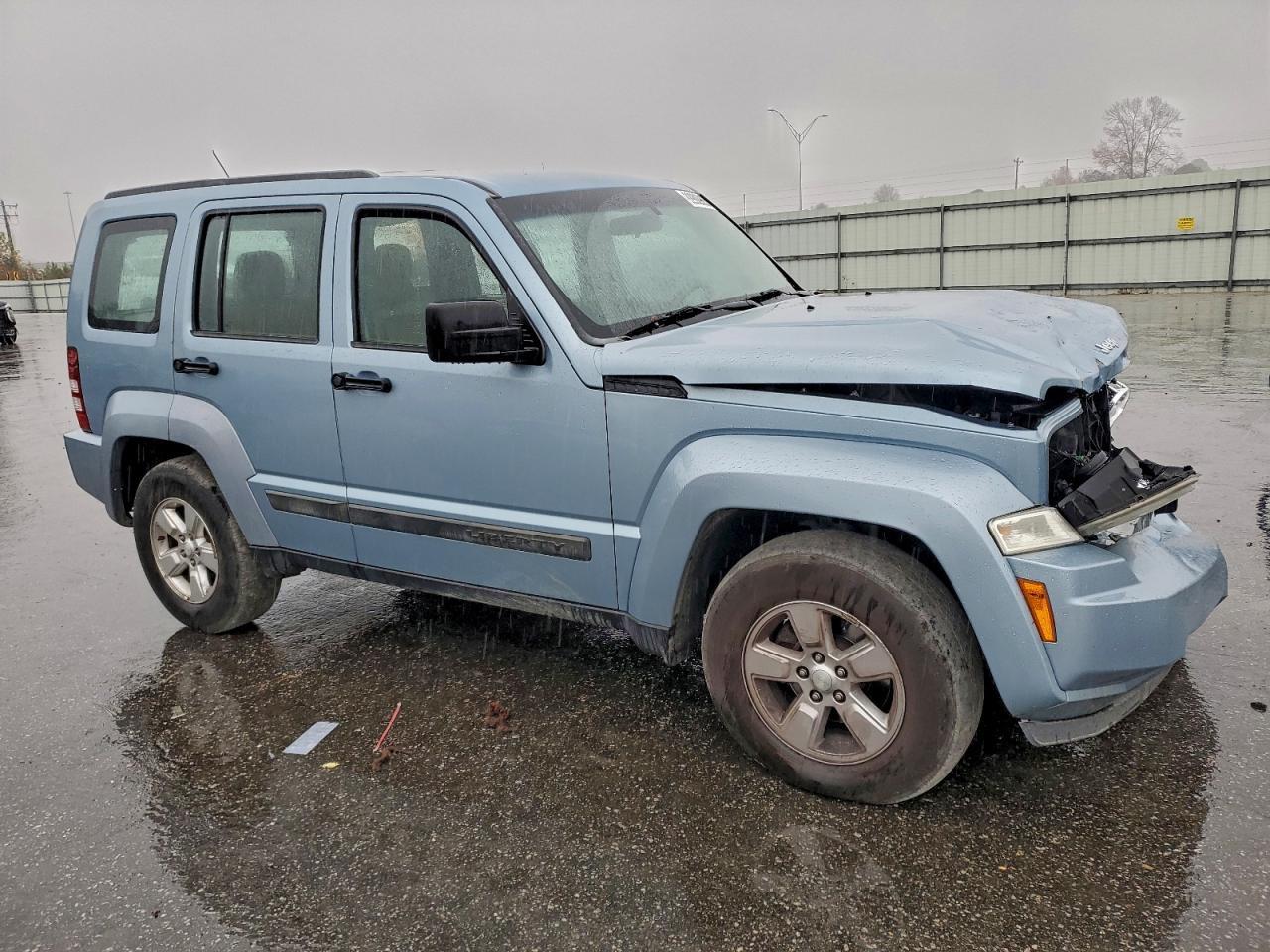 2012 JEEP Liberty