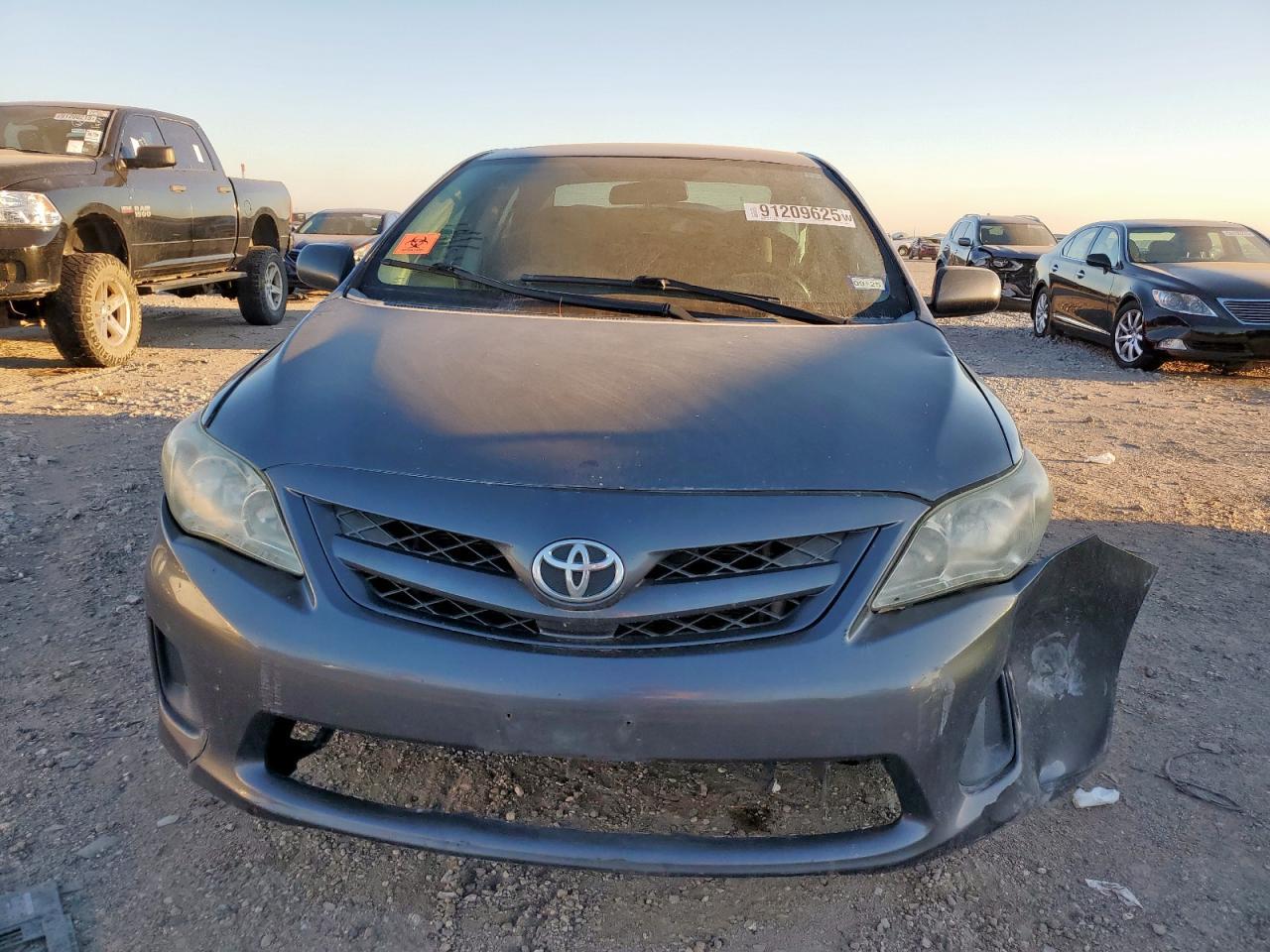 2013 TOYOTA COROLLA