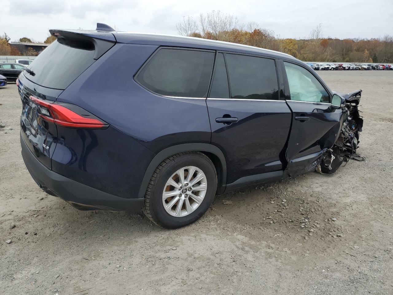 2024 TOYOTA HIGHLANDER