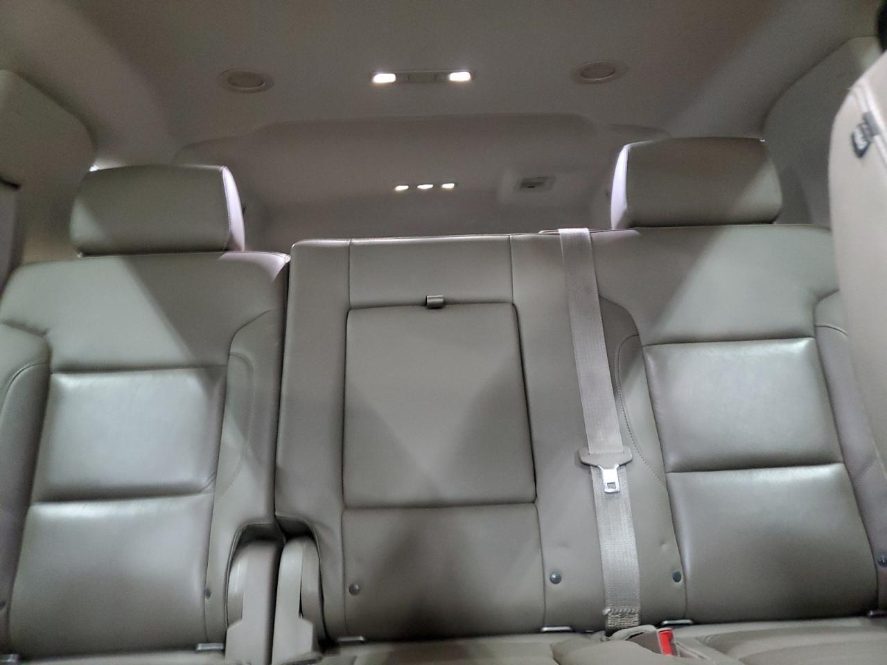 2015 CHEVROLET Suburban