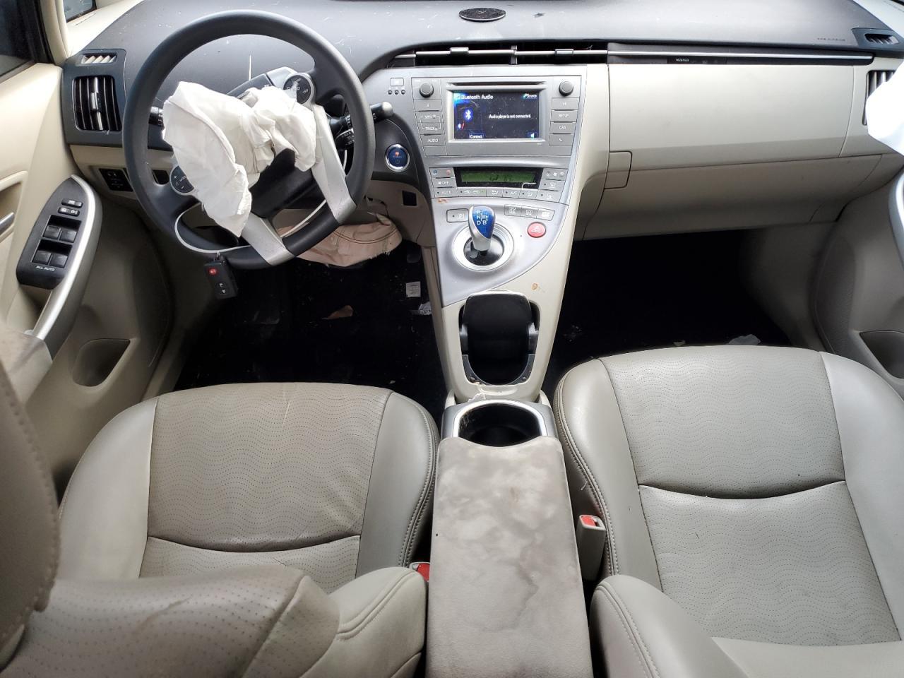 2015 TOYOTA PRIUS