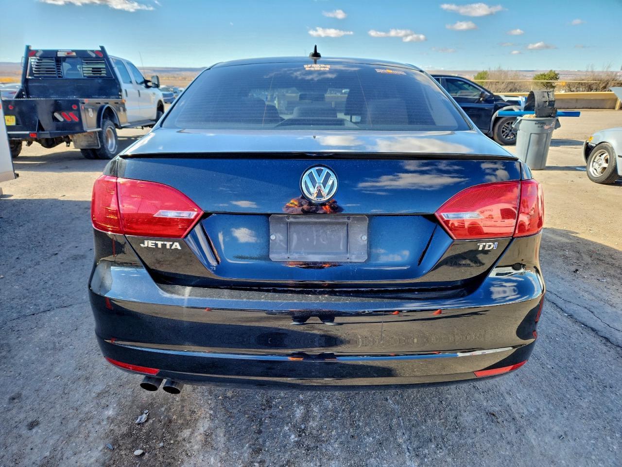 2013 VOLKSWAGEN JETTA