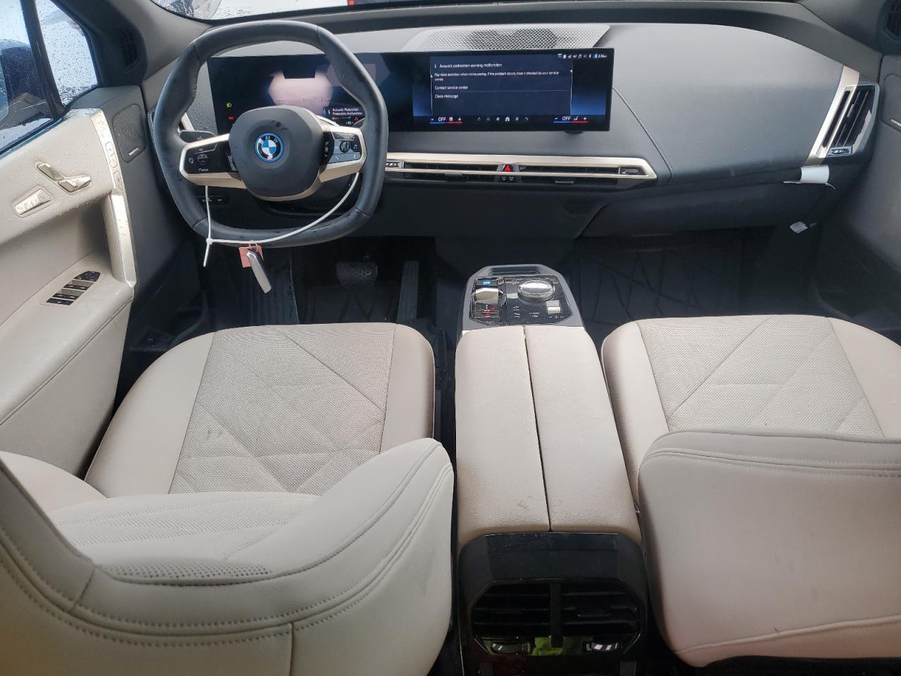 2024 BMW iX