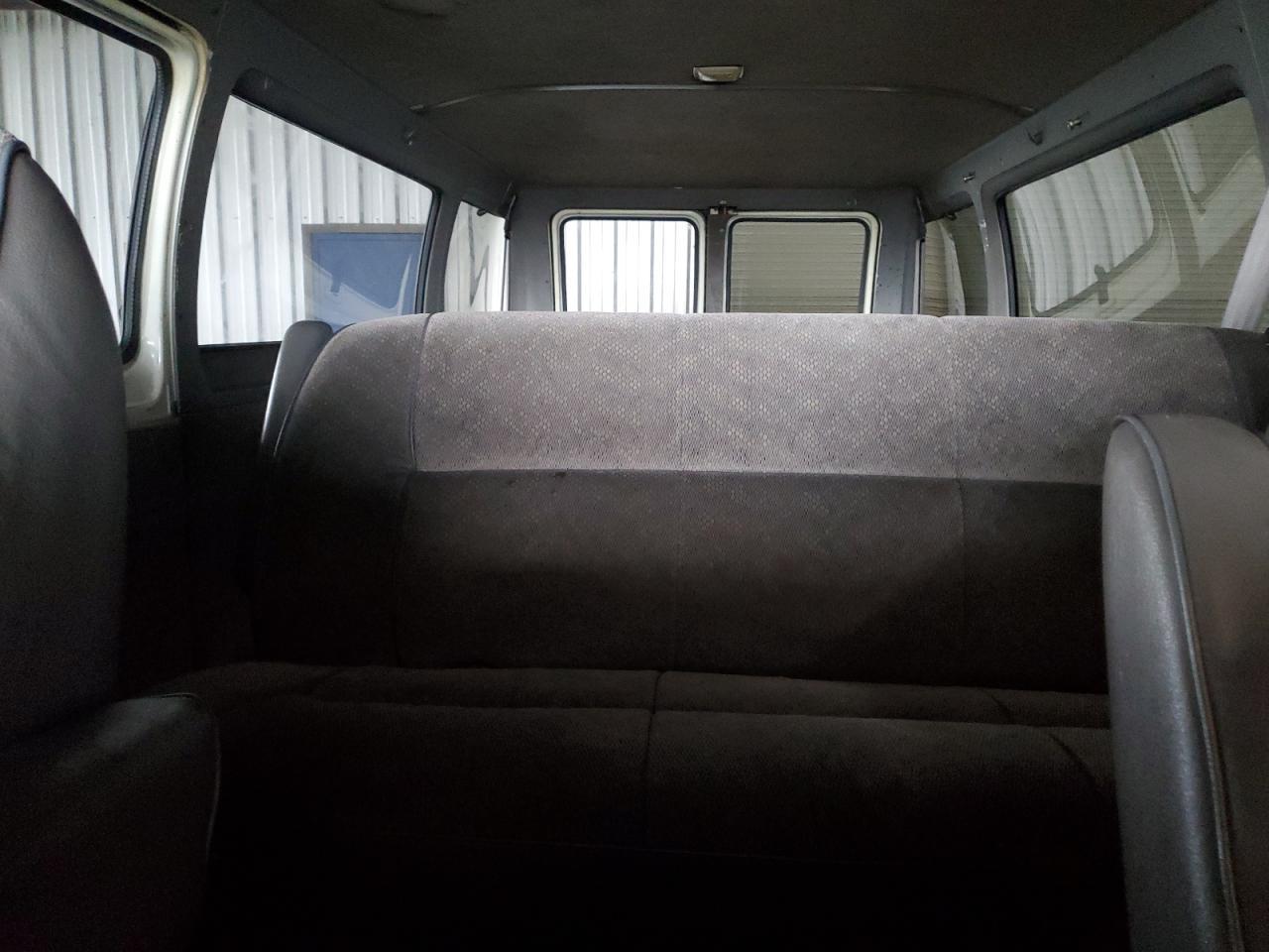 1996 DODGE Ram Wagon