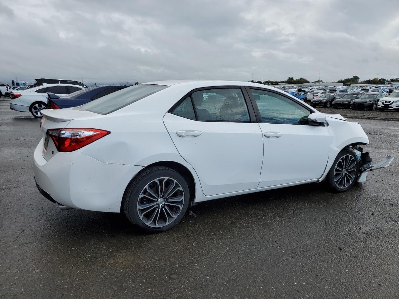 2016 TOYOTA COROLLA