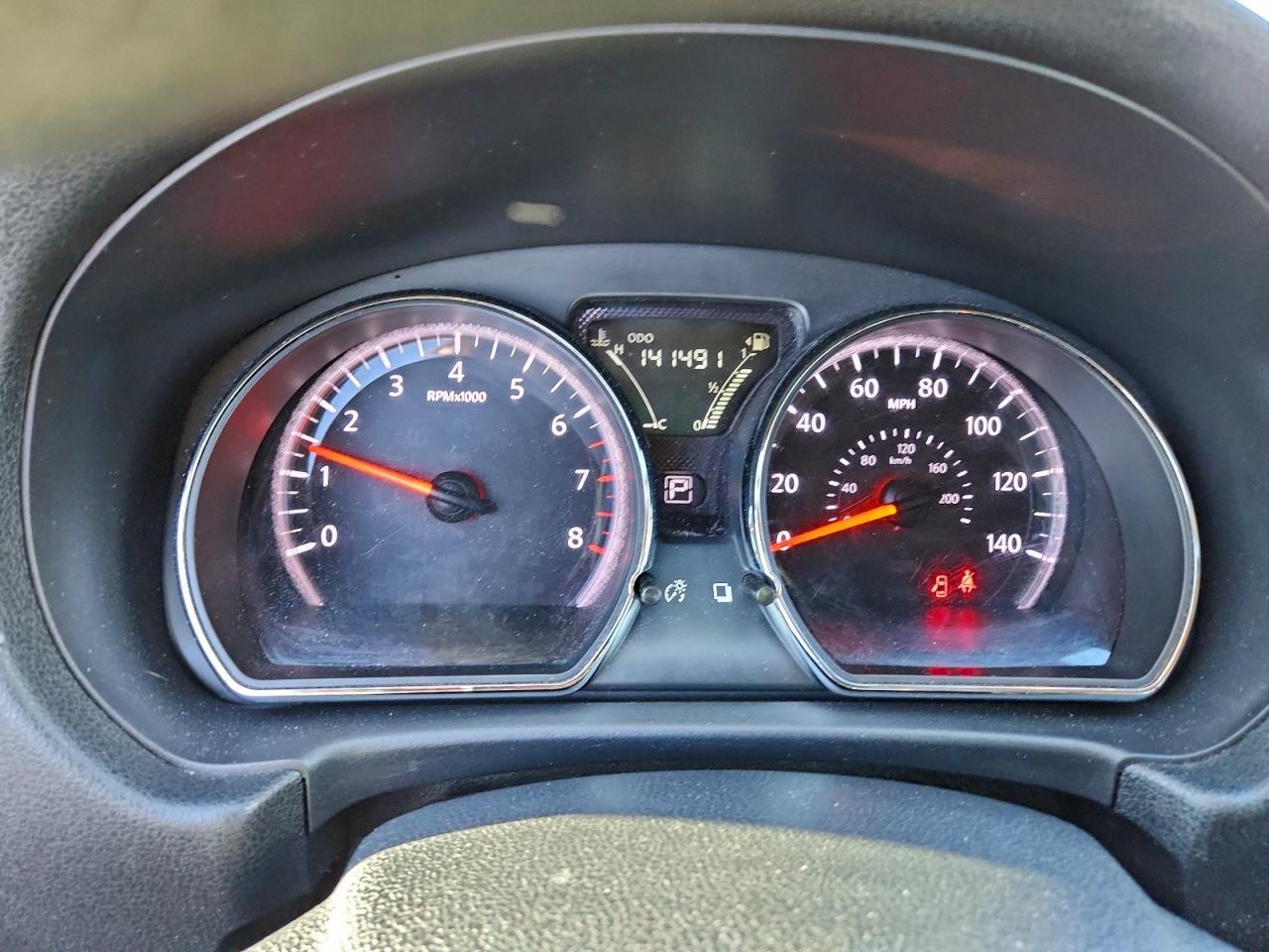 2015 NISSAN VERSA