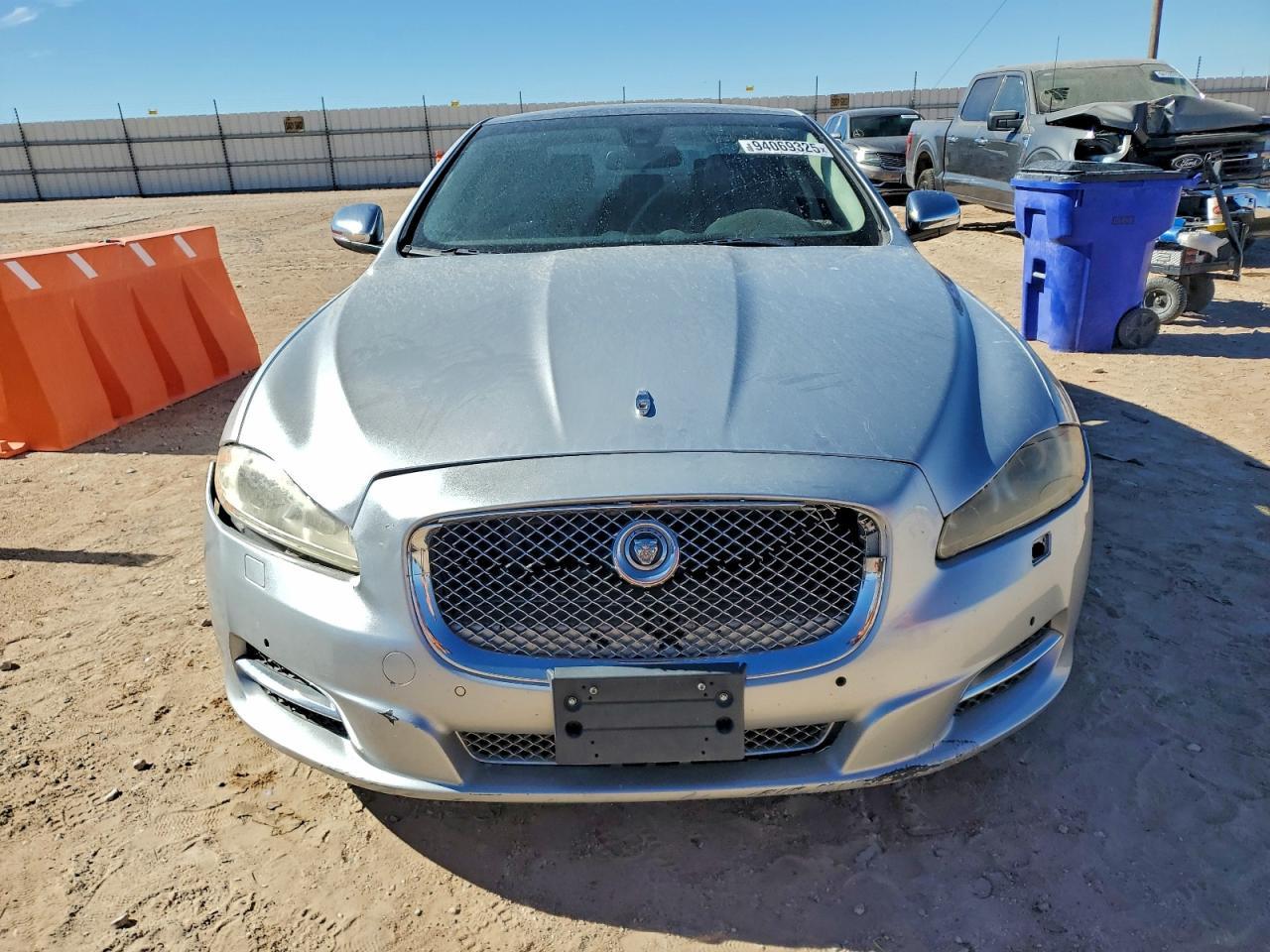 2012 JAGUAR Xj-Series