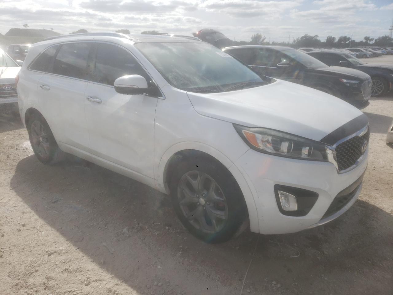 2016 KIA SORENTO