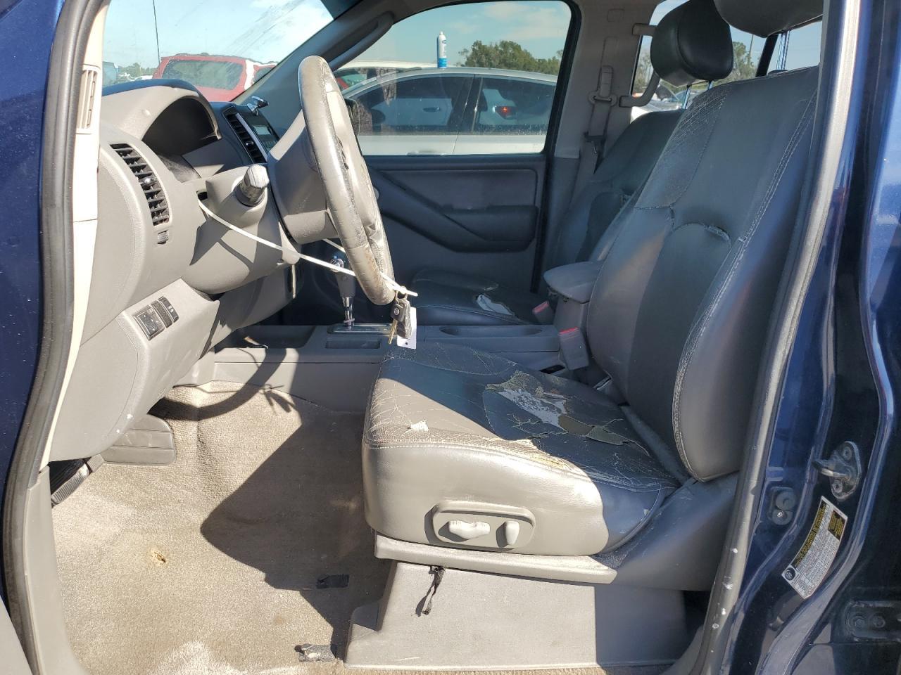 2009 NISSAN Frontier