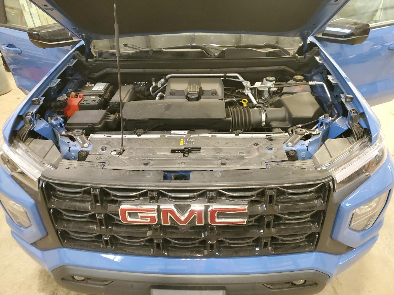 2025 GMC CANYON