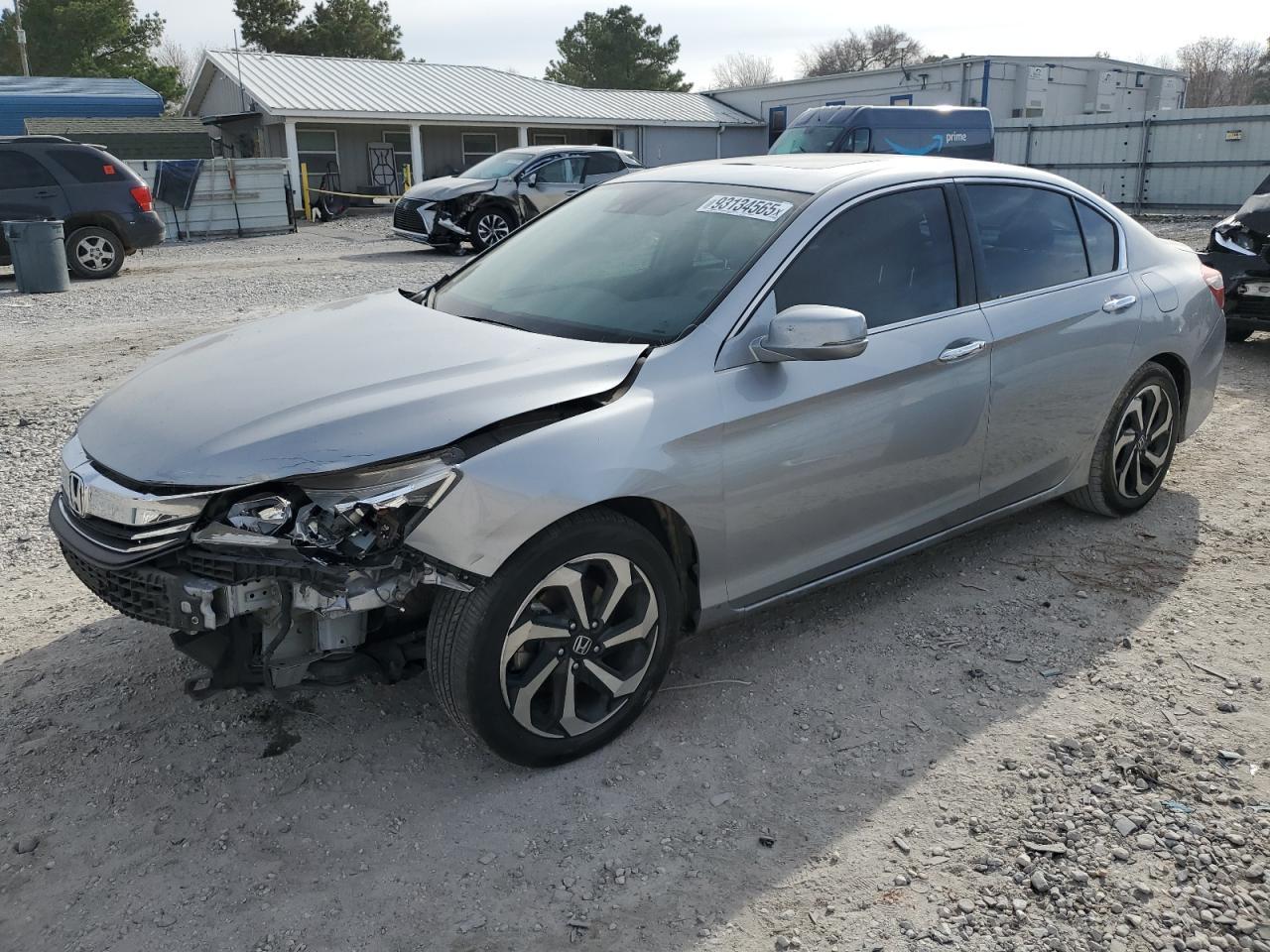 2017 HONDA ACCORD