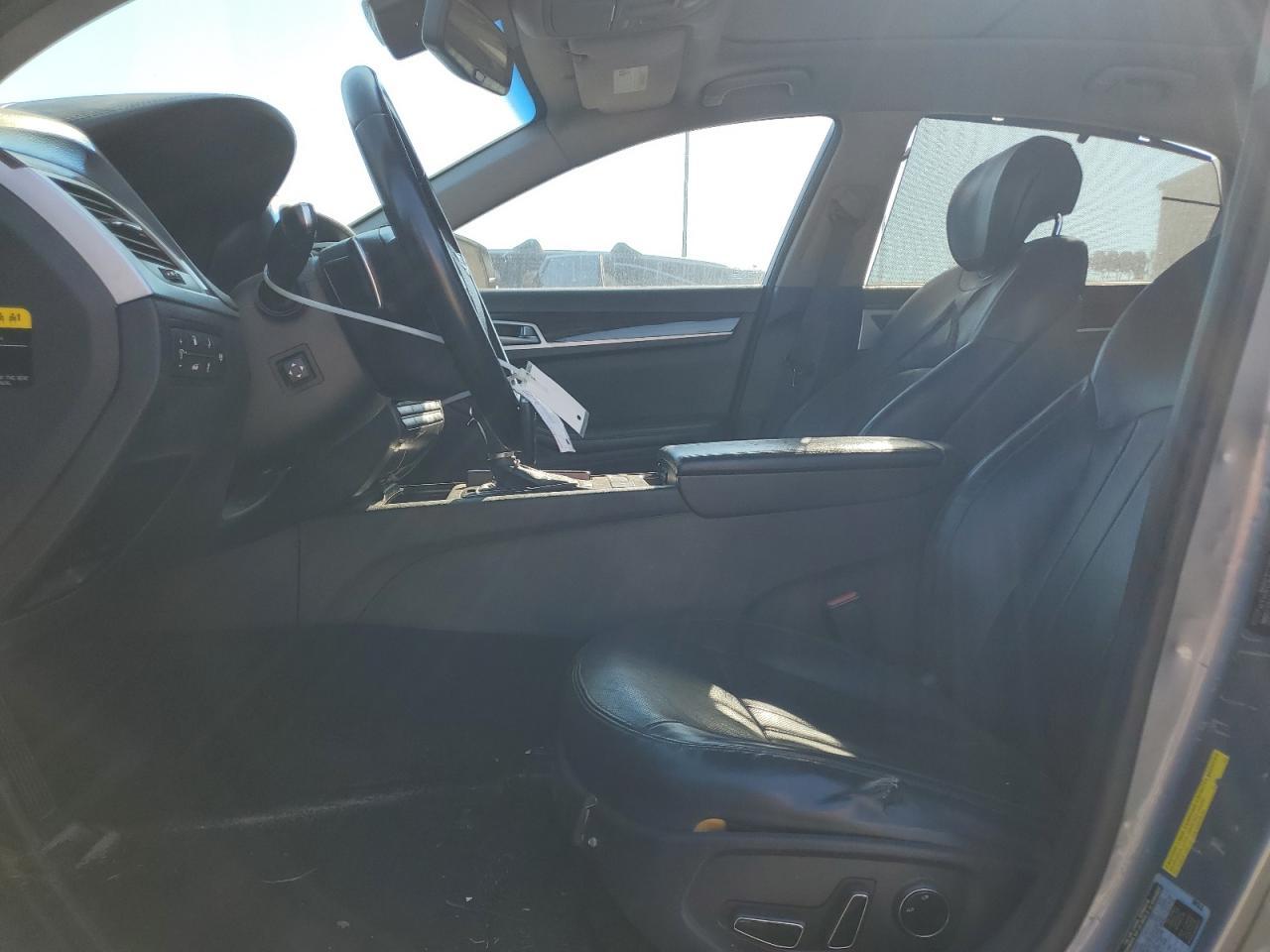 2015 HYUNDAI GENESIS