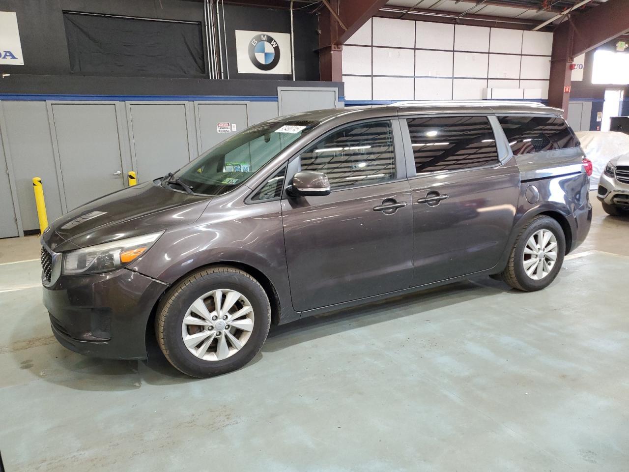 2016 KIA SEDONA