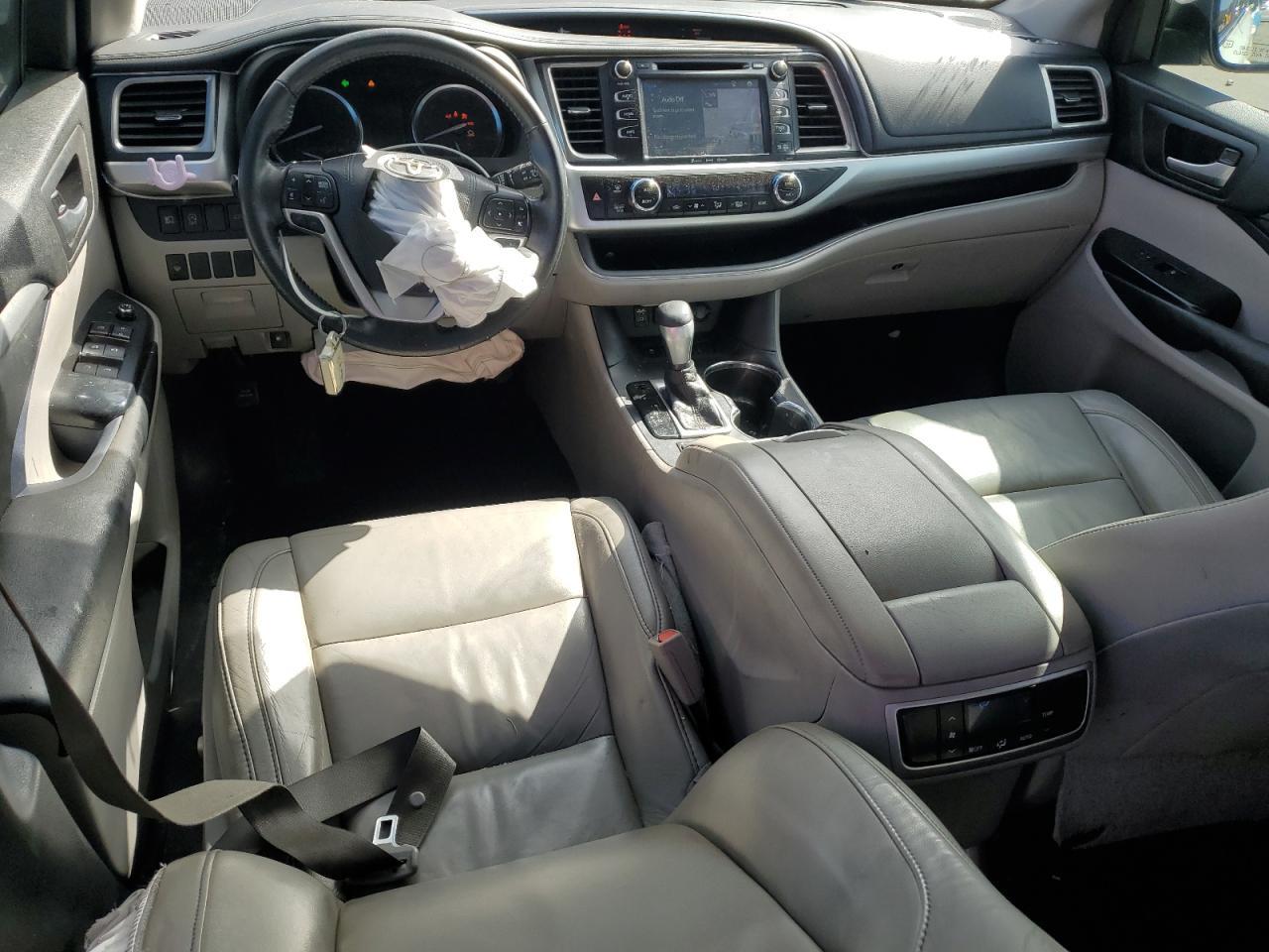 2018 TOYOTA HIGHLANDER