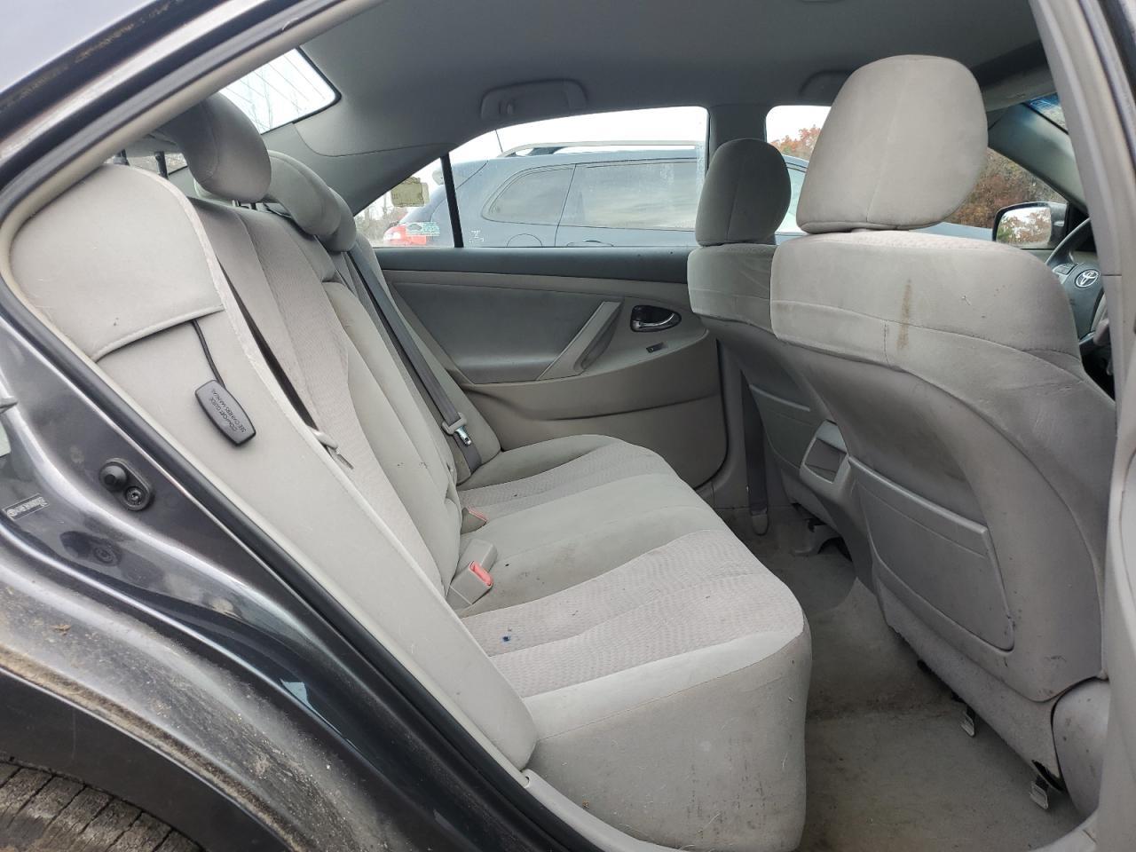 2010 TOYOTA CAMRY