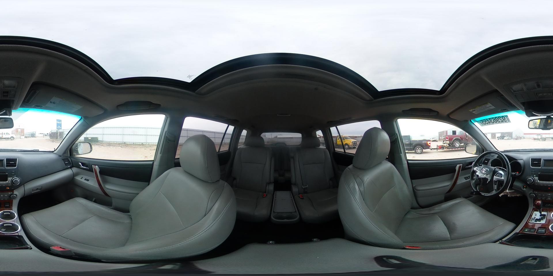 2012 TOYOTA HIGHLANDER