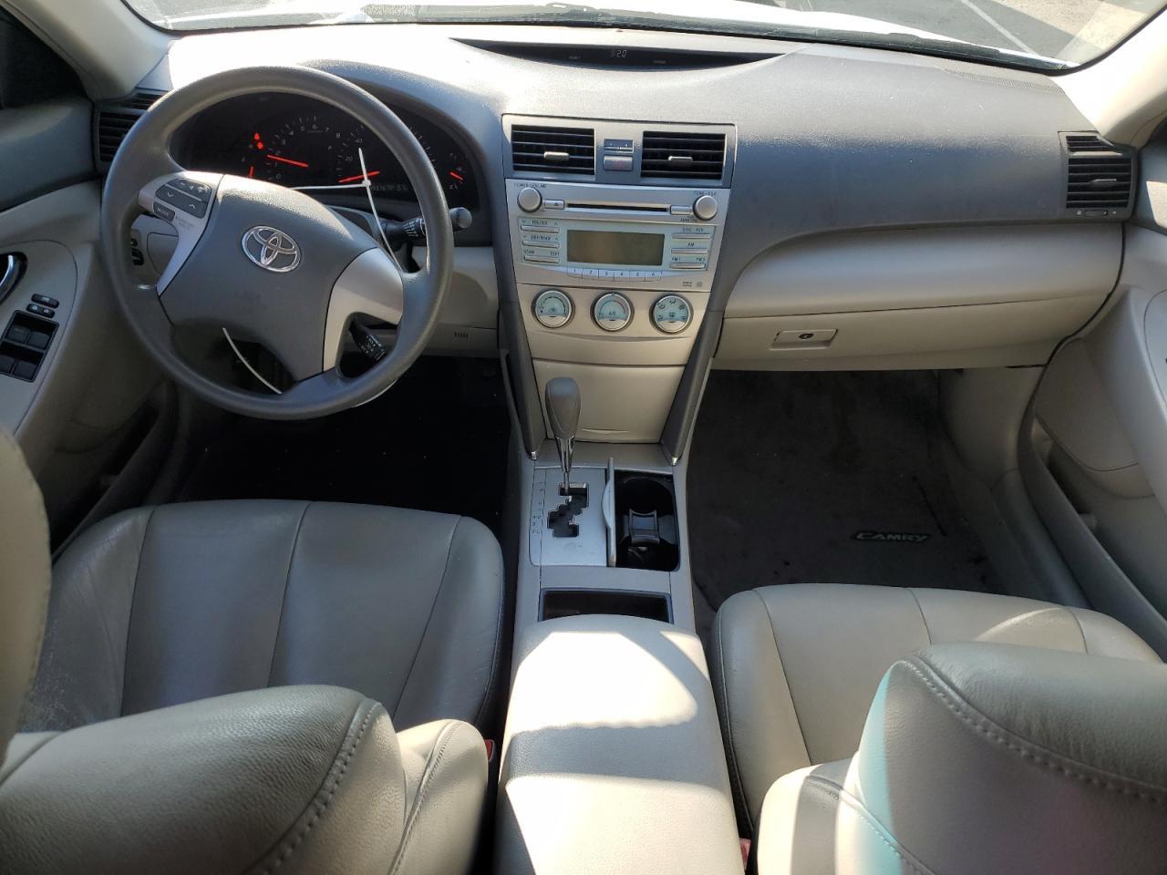 2009 TOYOTA CAMRY