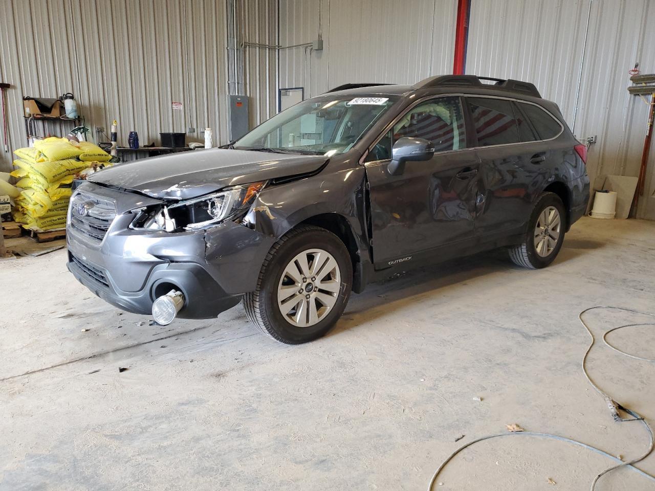 2018 SUBARU Outback