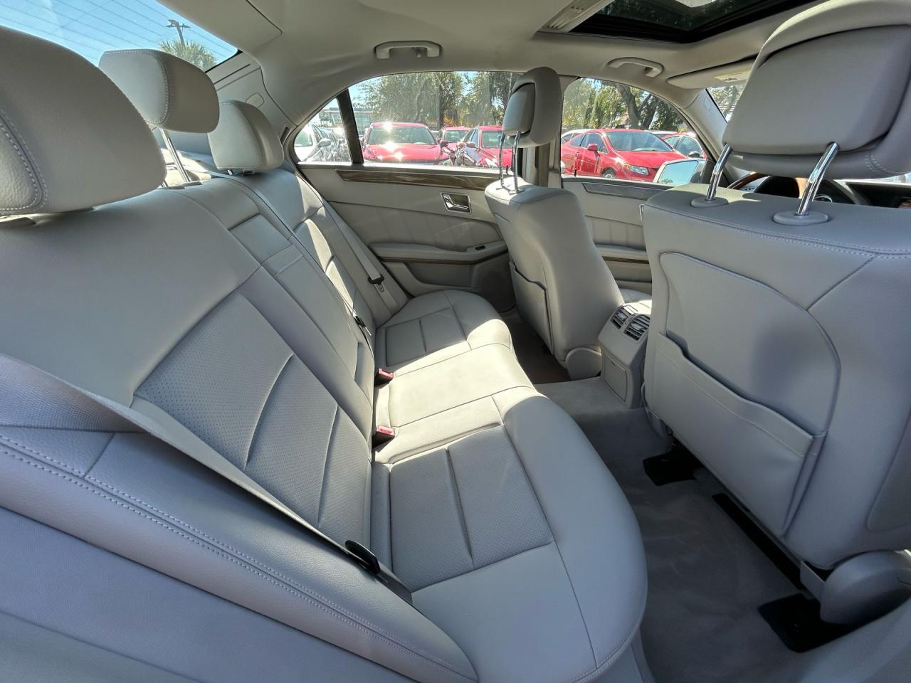 2010 MERCEDES-BENZ E-Class