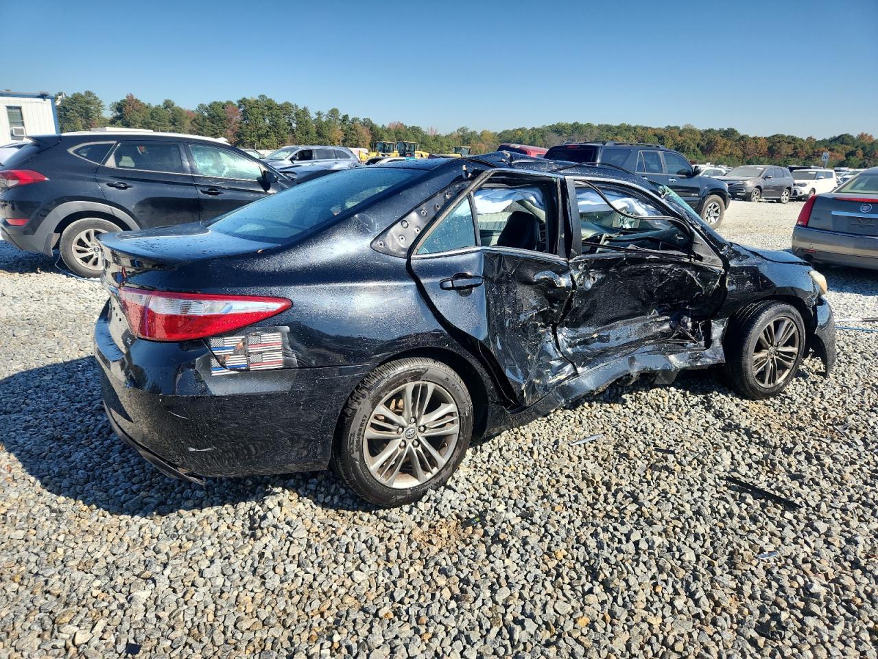 2015 TOYOTA CAMRY
