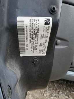 2003 SATURN Ion