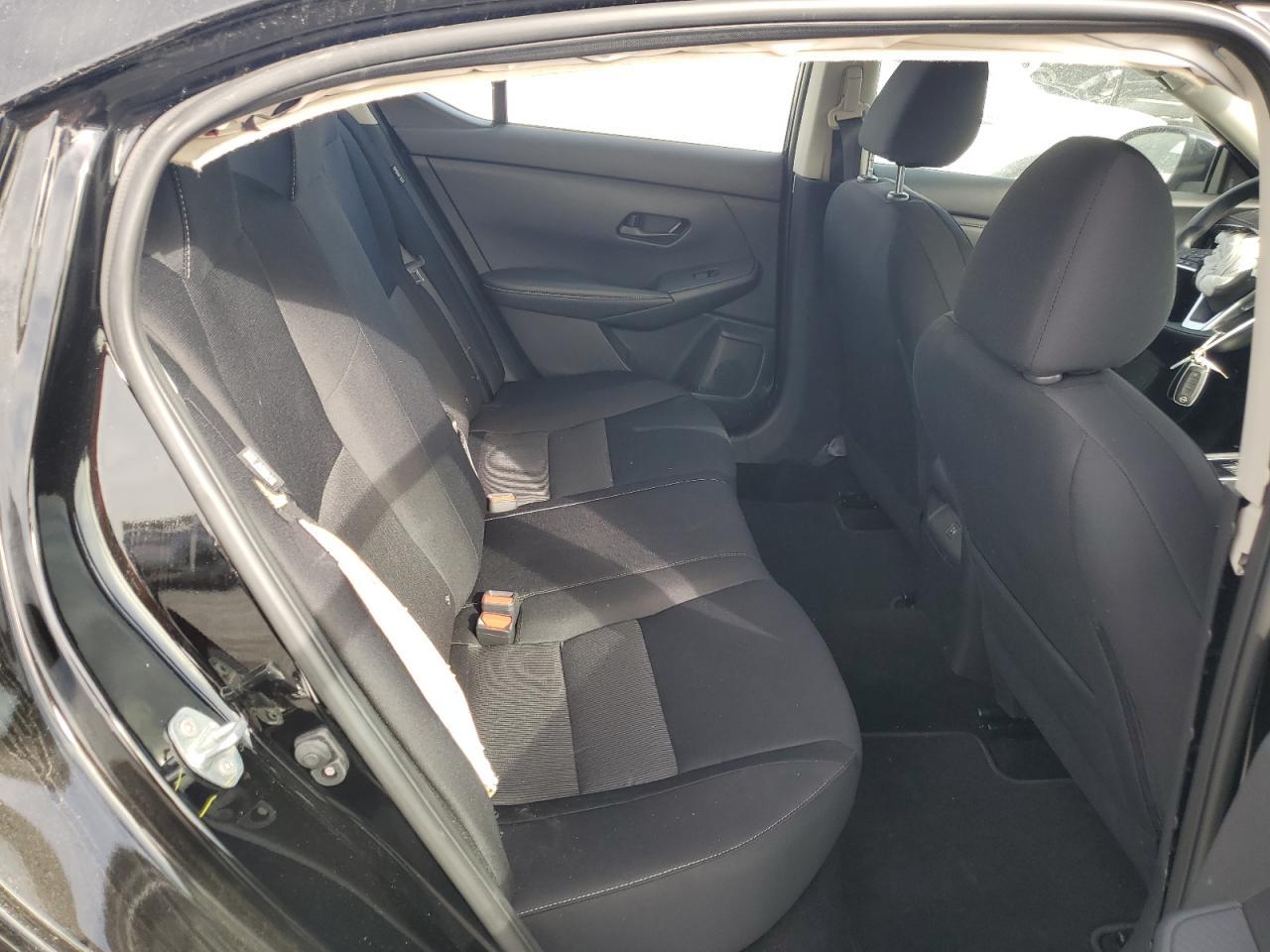 2024 NISSAN SENTRA