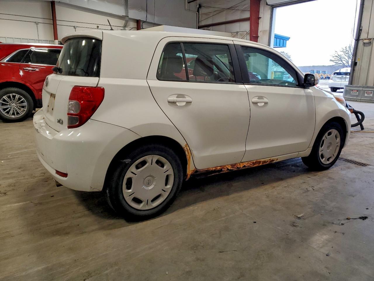 2009 TOYOTA SCION